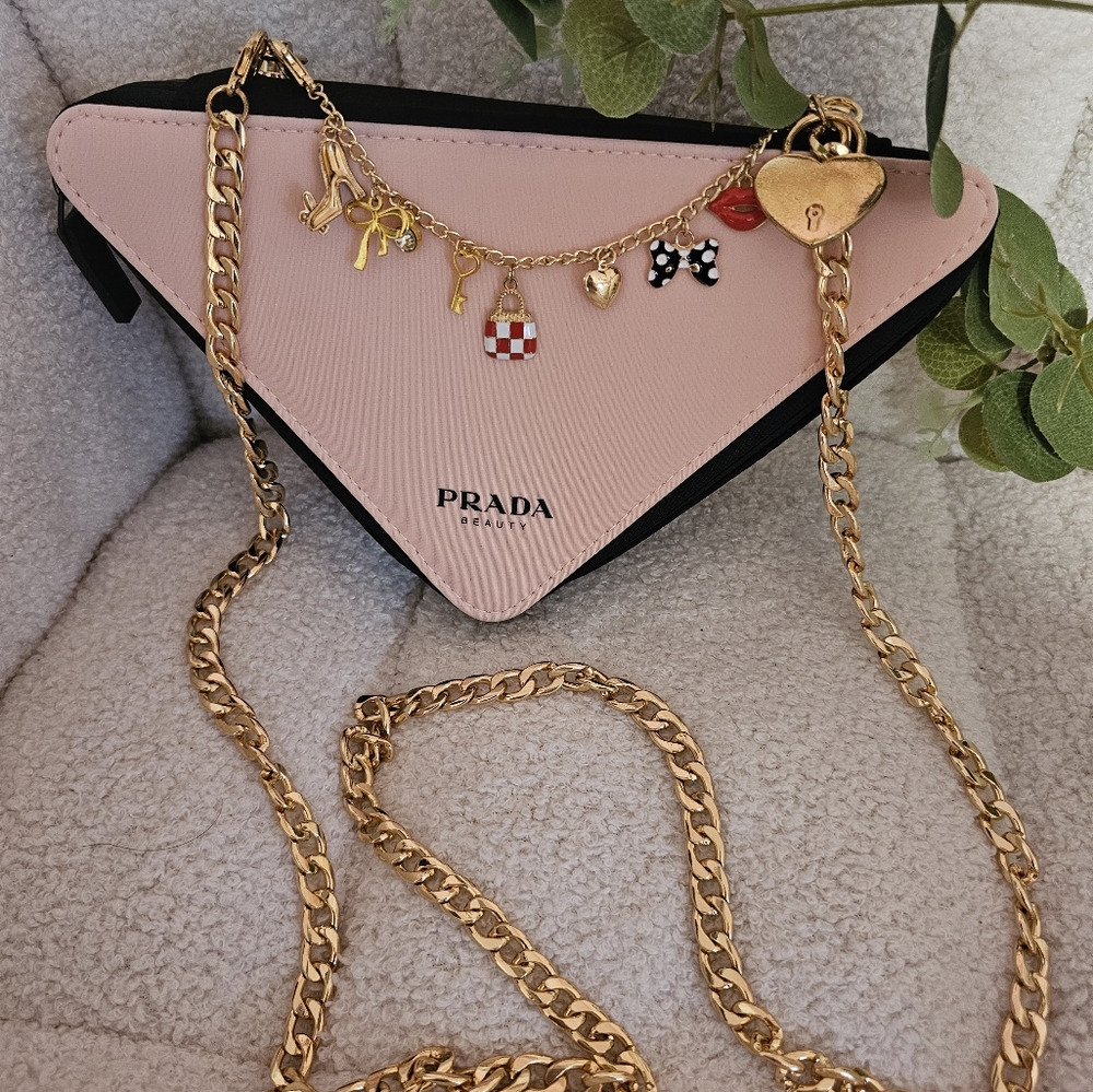 Prada Beauty Triangular Pouch. - Picture 11 of 12